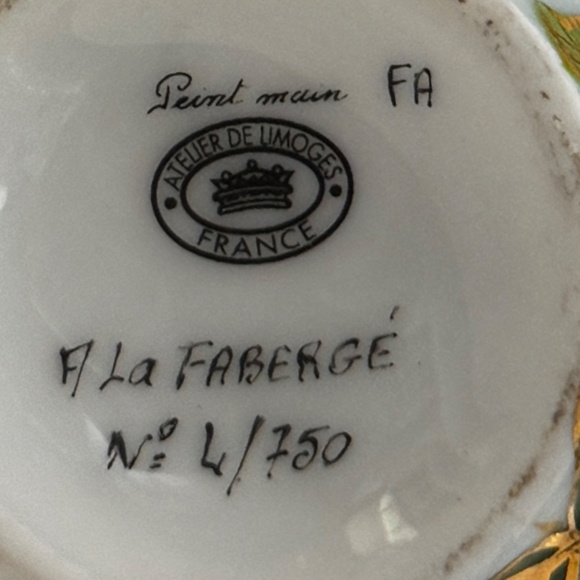 Limoges Fabergé Large Imperial Surprise Egg 24K Gold Accents Signed & Numbered - Picture 9 of 16